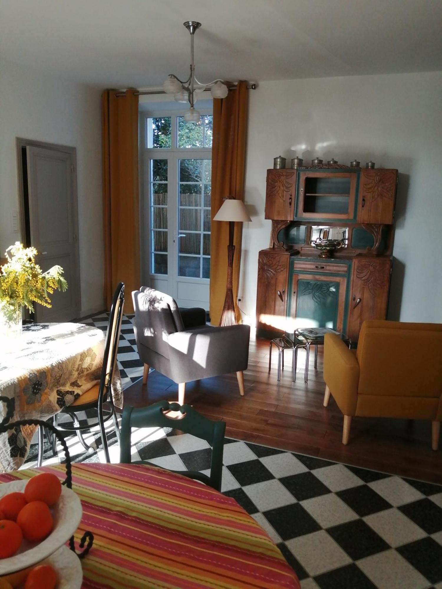 アングレーム Au Logis De Vechillot Bed & Breakfast エクステリア 写真