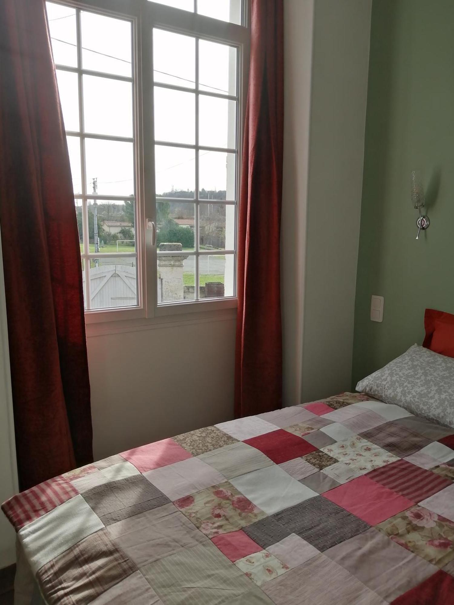 アングレーム Au Logis De Vechillot Bed & Breakfast エクステリア 写真